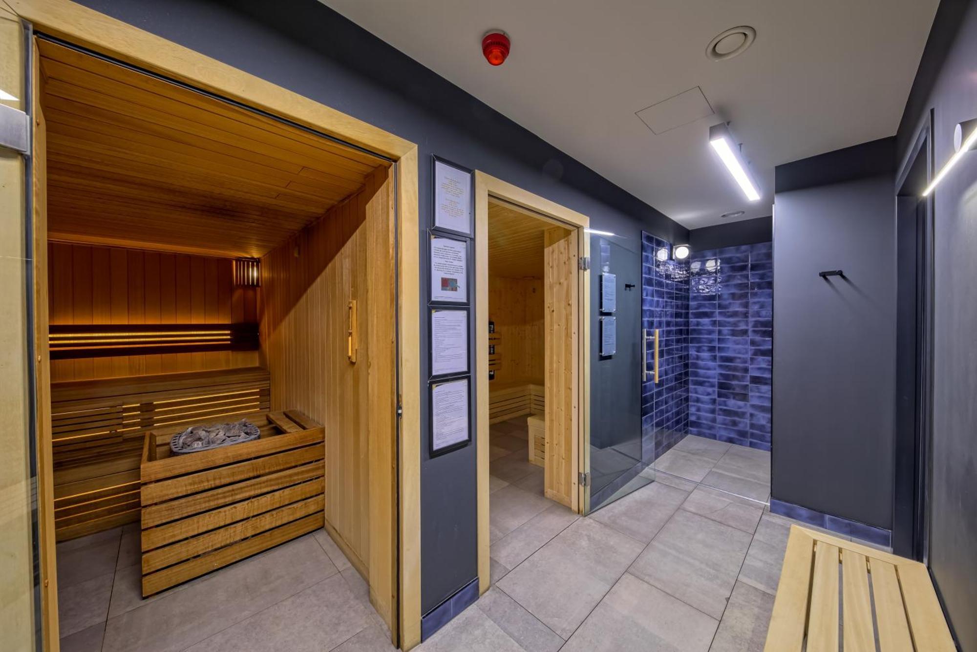Focus Hotel Premium Warszawa Ngoại thất bức ảnh