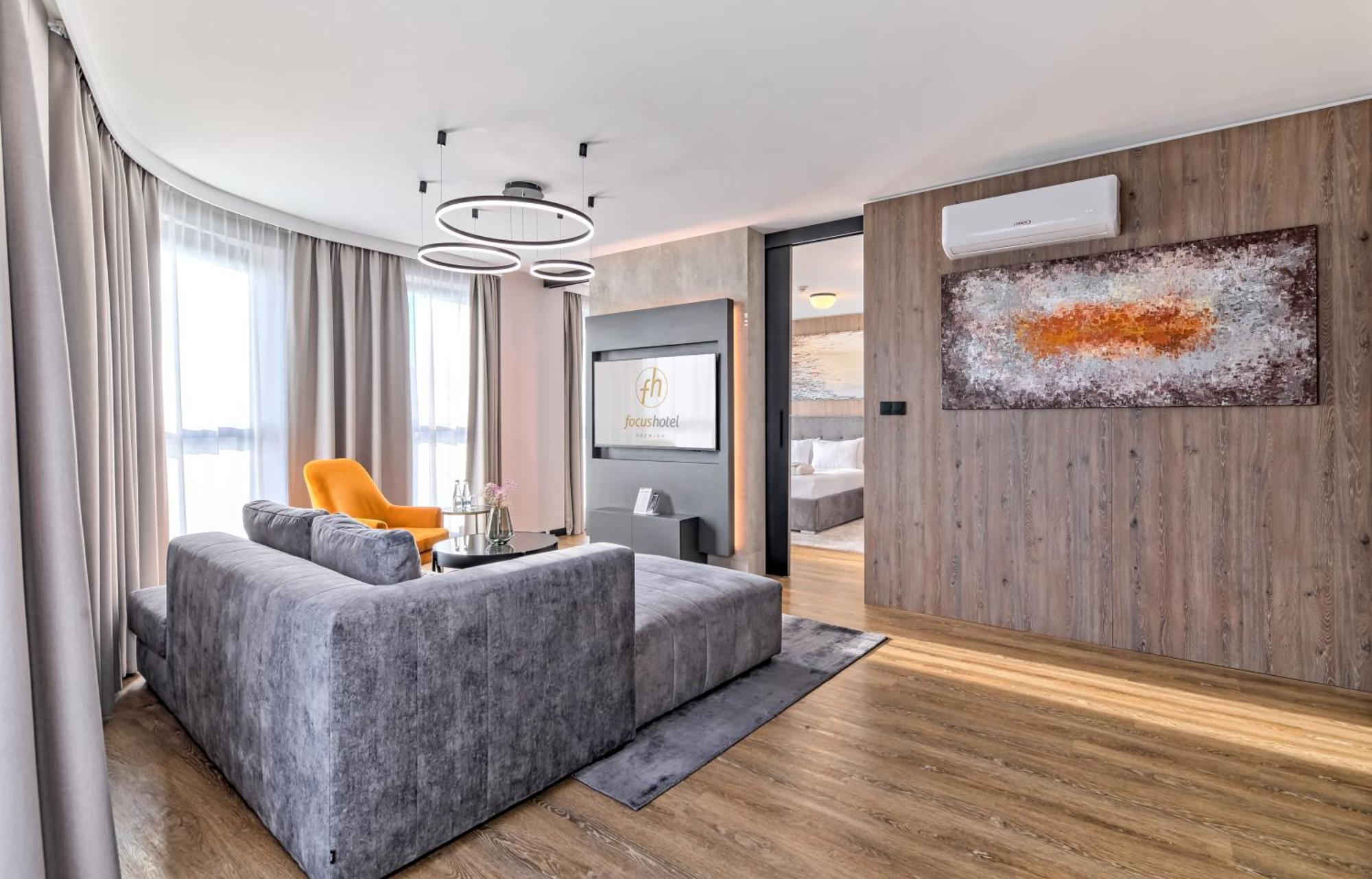Focus Hotel Premium Warszawa Ngoại thất bức ảnh