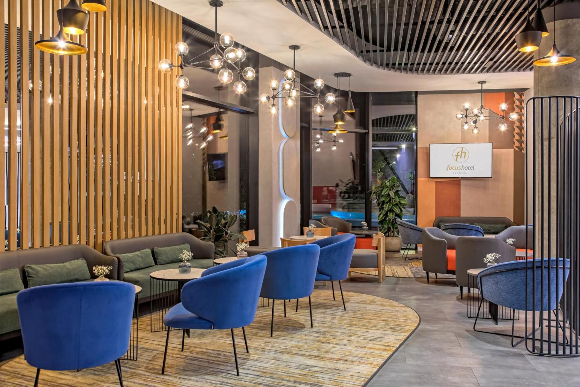 Focus Hotel Premium Warszawa Ngoại thất bức ảnh