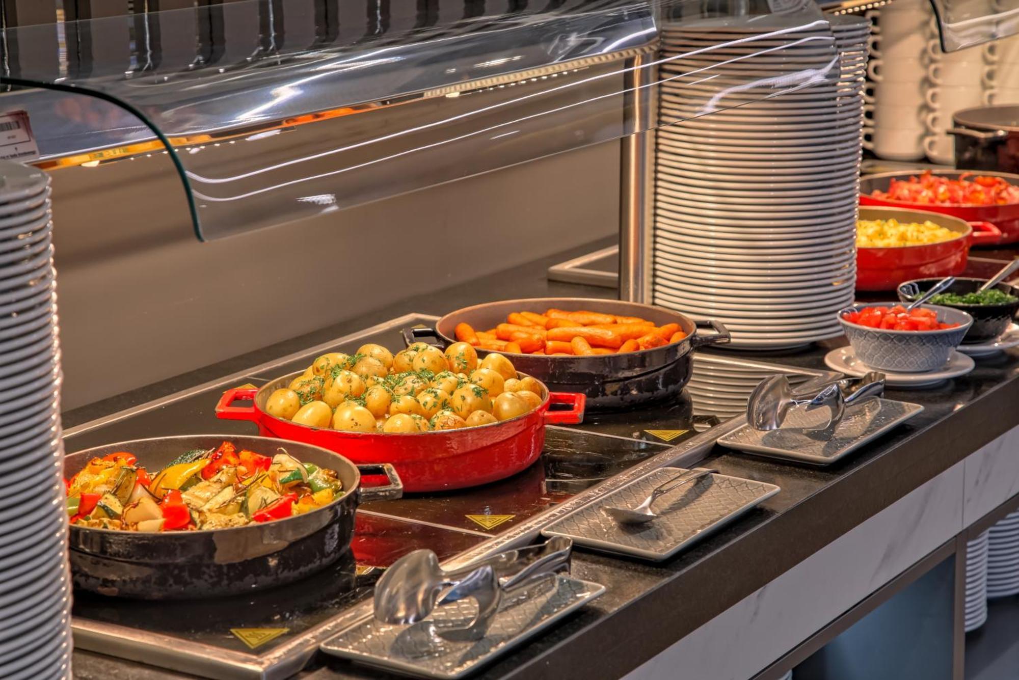 Focus Hotel Premium Warszawa Ngoại thất bức ảnh